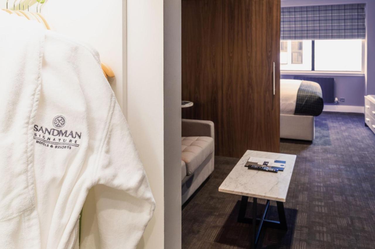 Sandman Signature Aberdeen Hotel & Spa Екстер'єр фото