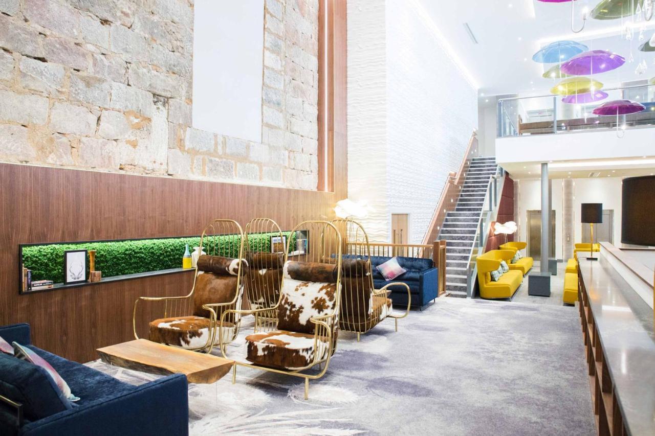 Sandman Signature Aberdeen Hotel & Spa Екстер'єр фото