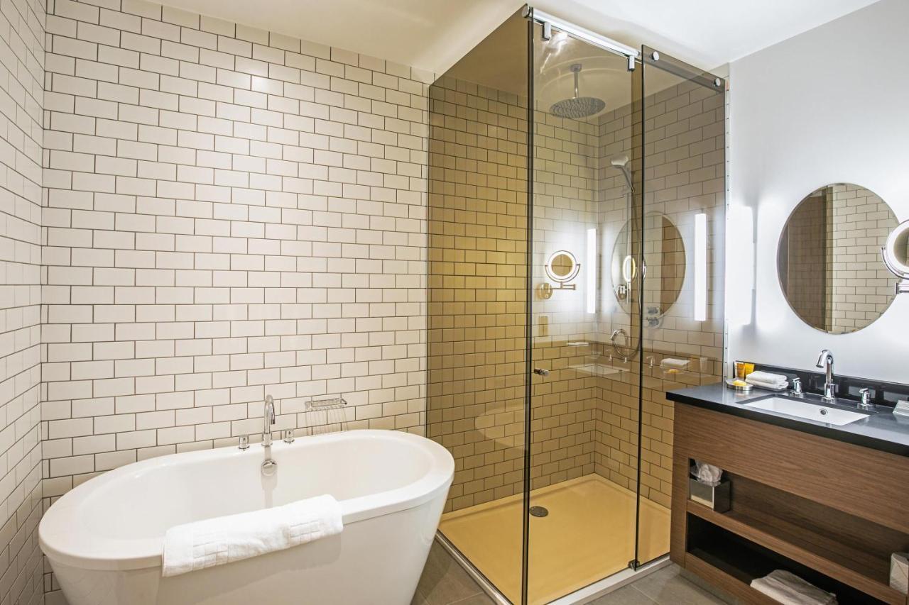 Sandman Signature Aberdeen Hotel & Spa Екстер'єр фото