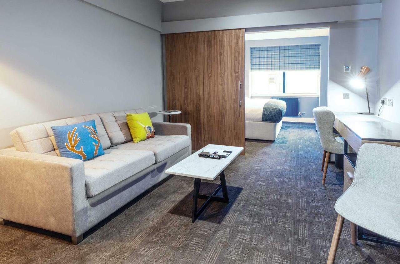 Sandman Signature Aberdeen Hotel & Spa Екстер'єр фото