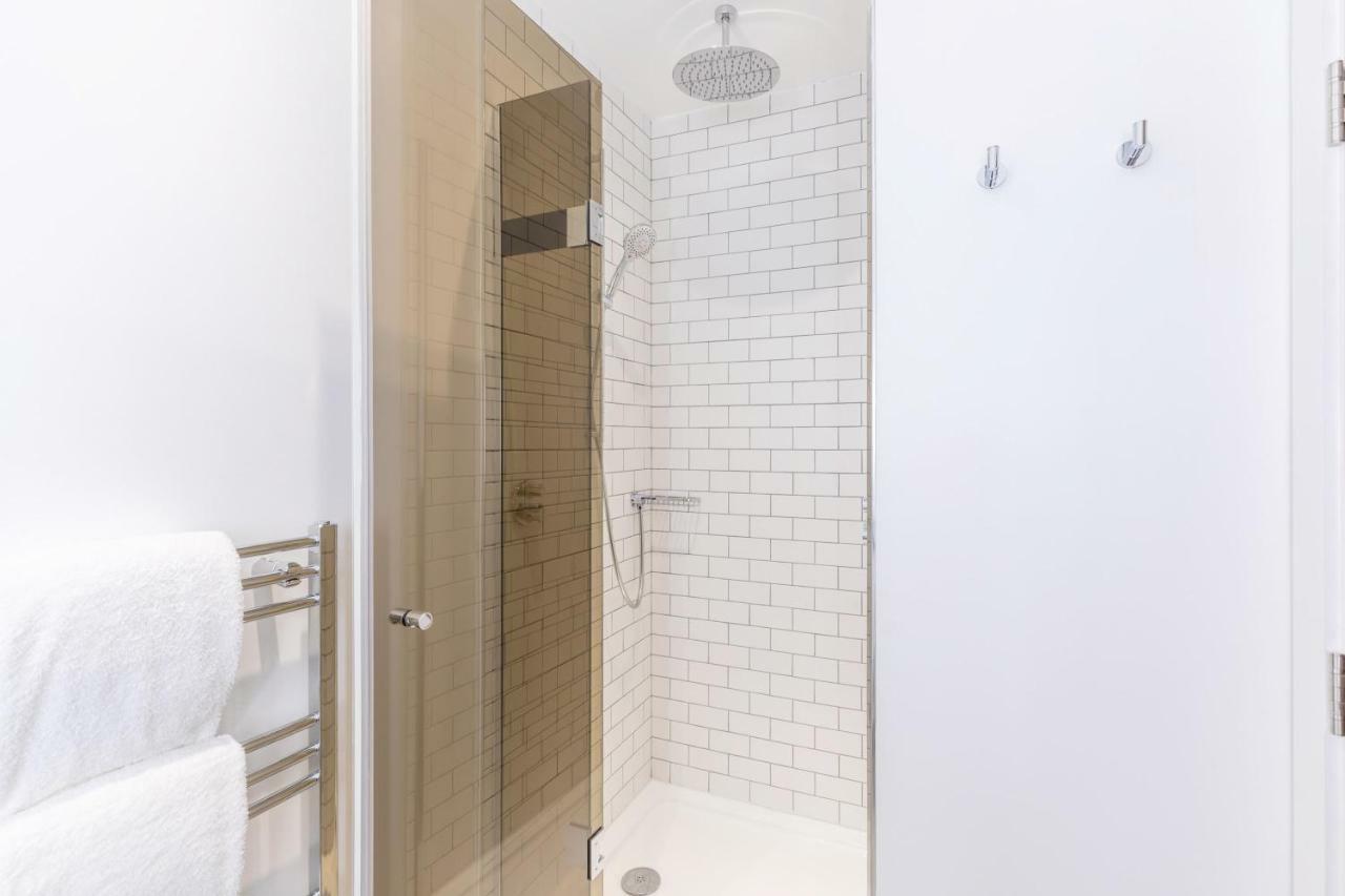 Sandman Signature Aberdeen Hotel & Spa Екстер'єр фото